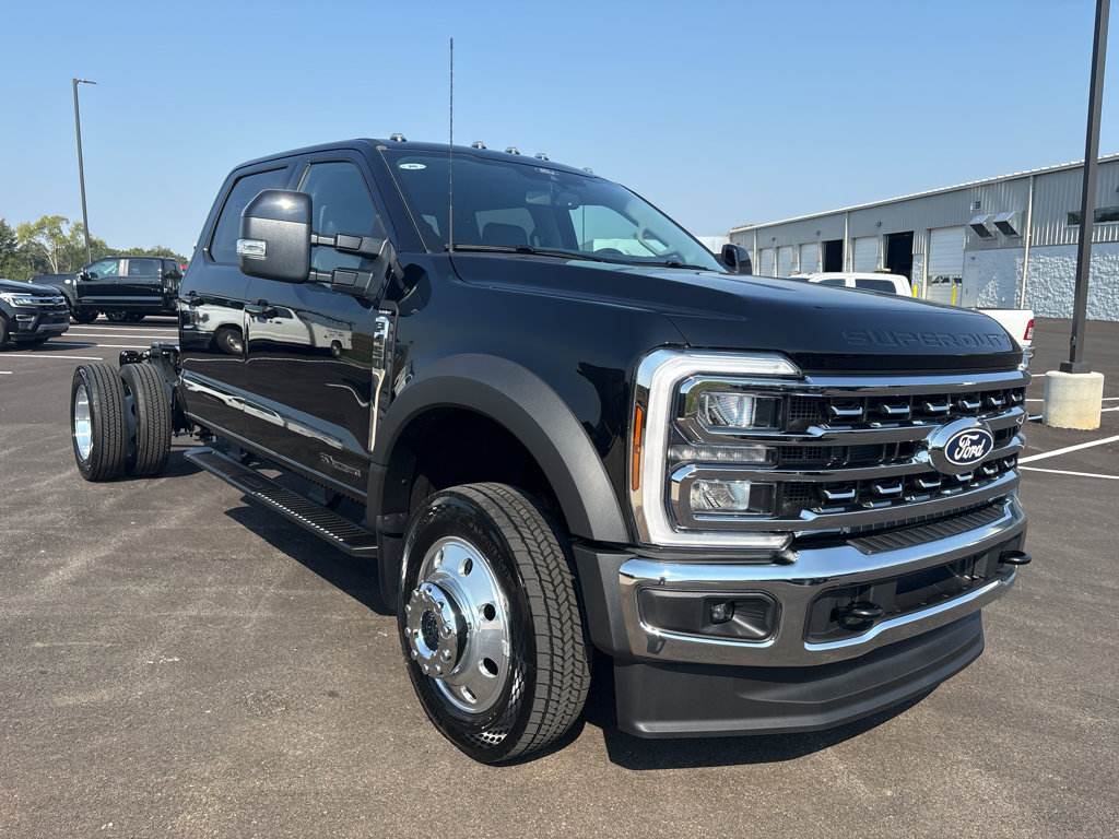 New 2027 Ford F450 Lariat AWD/4WD image 3