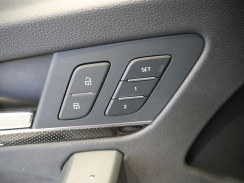 Used 2018 Audi SQ5 Prestige w/ Prestige Package image 33