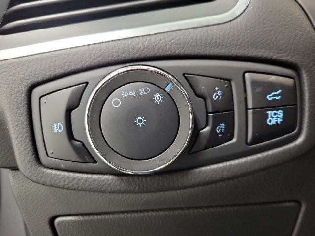 Certified 2024 Ford Edge Titanium AWD/4WD image 22