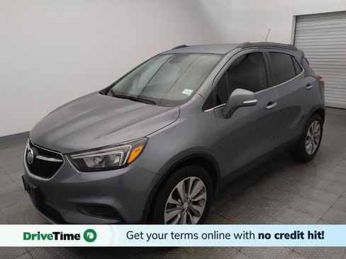 Used 2019 Buick Encore Preferred FWD image 1
