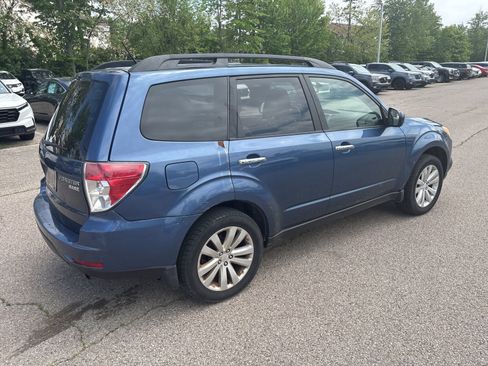 Used 2012 Subaru Forester 2.5X Limited AWD/4WD image 16