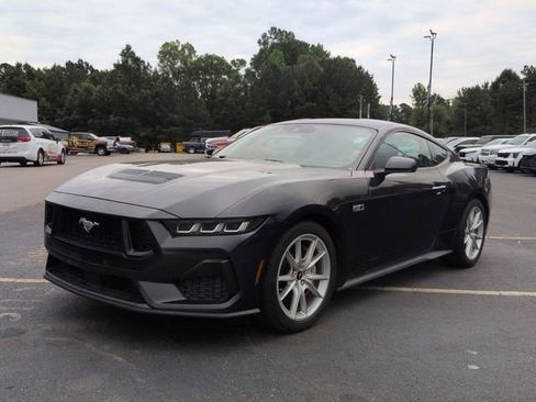 Used 2024 Ford Mustang GT Premium RWD image 6