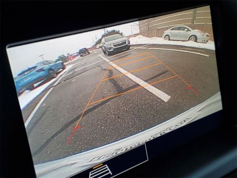 Used 2022 GMC Terrain SLE image 14