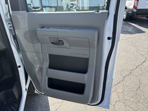 New 2026 Ford E-350 and Econoline 350 Super Duty w/ Power Equipment Group RWD image 27