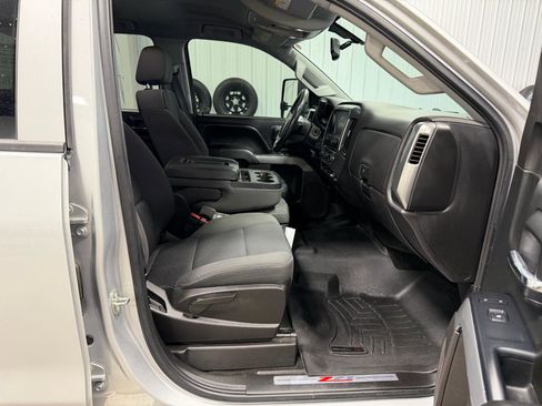 Used 2016 Chevrolet Silverado 2500 LT w/ LT Convenience Package image 33