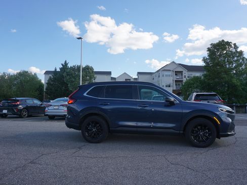 Used 2024 Honda CR-V Sport-L image 3