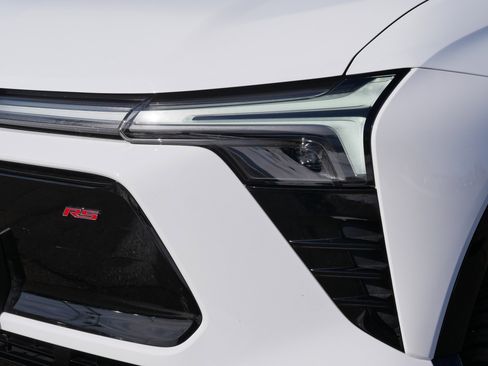 Used 2024 Chevrolet Blazer EV RS image 16