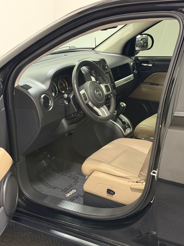 Used 2015 Jeep Compass Limited FWD image 8