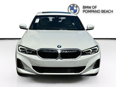 Used 2024 BMW 330i Sedan w/ Convenience Package RWD image 2