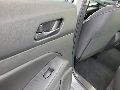 Used 2024 Nissan Altima 2.5 SV image 13