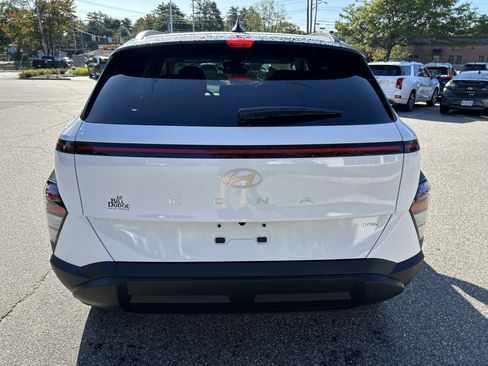 New 2027 Hyundai Kona SEL Sport AWD/4WD image 6