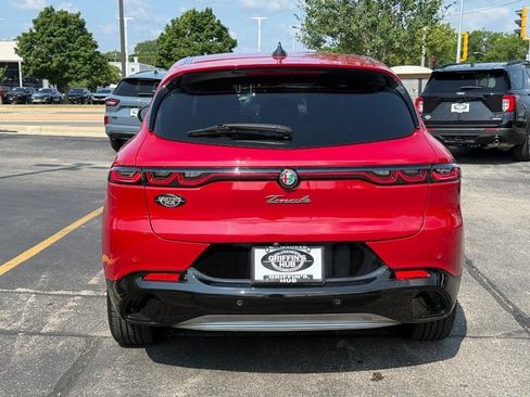 Used 2024 Alfa Romeo Tonale Ti AWD/4WD image 4