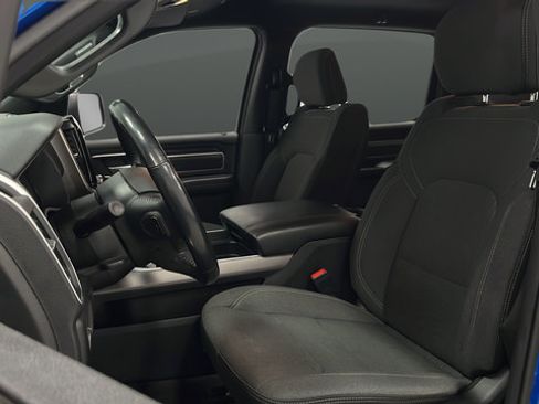 Used 2022 RAM 1500 Big Horn AWD/4WD image 9