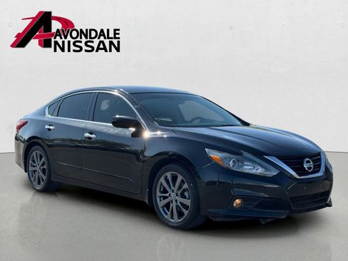 Certified 2018 Nissan Altima 2.5 SR w/ SR Special Edition FWD image 7