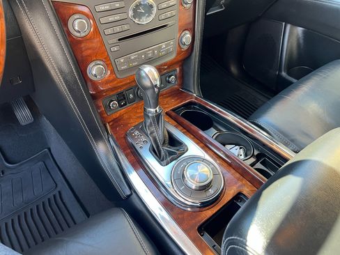 Used 2016 INFINITI QX80 4WD w/ Deluxe Technology Package image 28