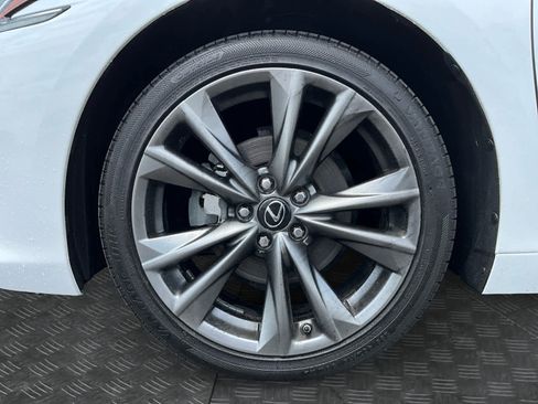 Used 2019 Lexus ES 350 F Sport w/ Accessory Package 2 FWD image 16