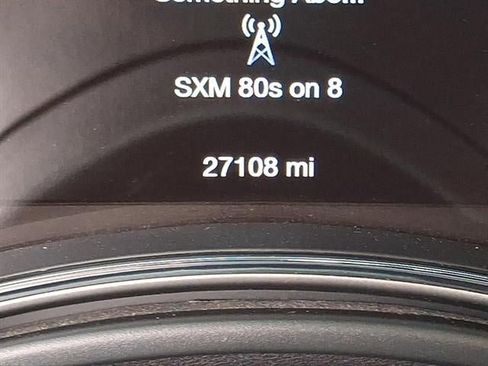 Used 2021 Jeep Grand Cherokee Laredo X image 24