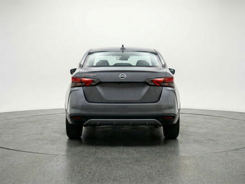 Used 2025 Nissan Versa SV image 7