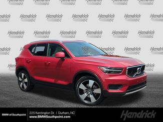 Used 2019 Volvo XC40 T4 Momentum FWD video 1