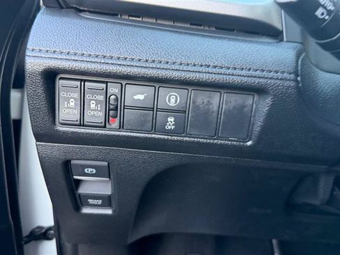 Used 2021 Honda Odyssey EX-L image 29