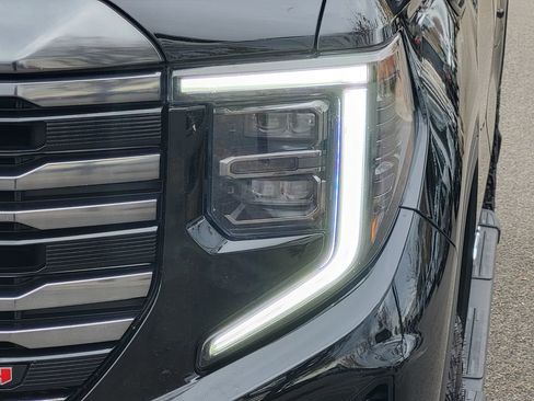 Used 2024 GMC Sierra 1500 AT4 w/ AT4 Preferred Package image 39