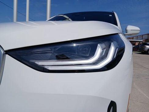 New 2025 BMW X3 xDrive30i w/ Convenience Package image 4