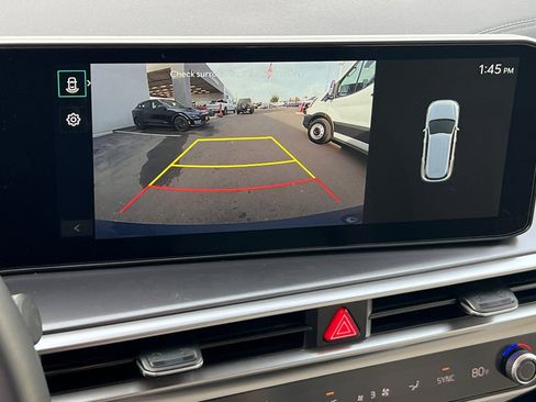 Certified 2025 Kia Sorento S image 24