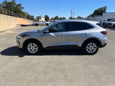 Used 2024 Ford Escape Active w/ Tech Pack #2 image 2