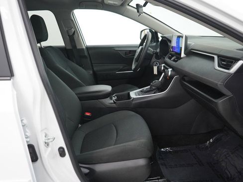 Used 2024 Toyota RAV4 LE image 11