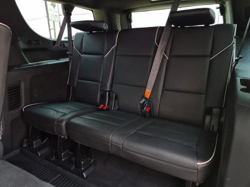 Used 2021 Cadillac Escalade ESV Sport w/ Driver Assist Tech Package AWD/4WD image 13