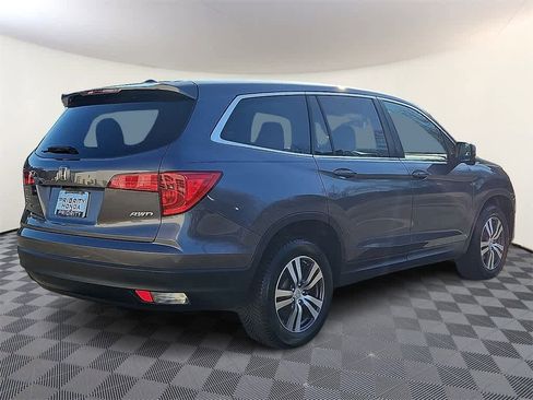 Used 2017 Honda Pilot EX-L image 4