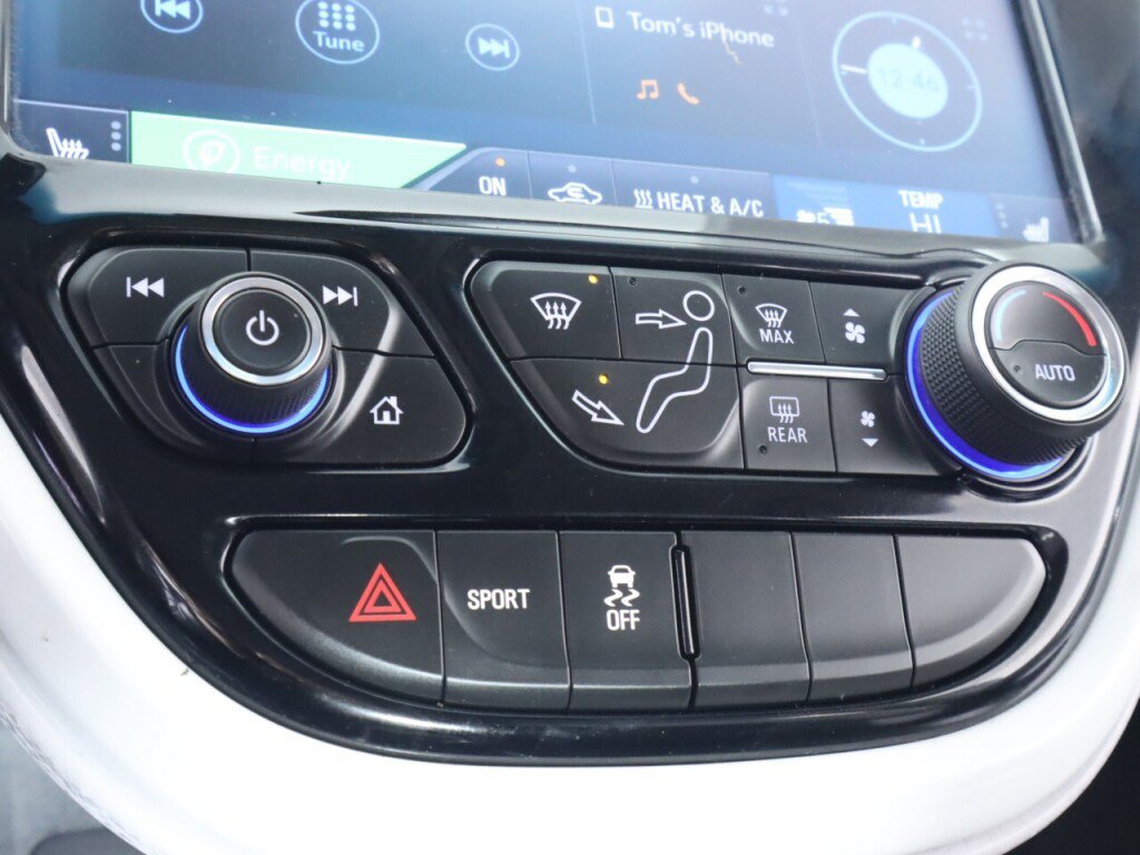 Used 2018 Chevrolet Bolt LT FWD image 22