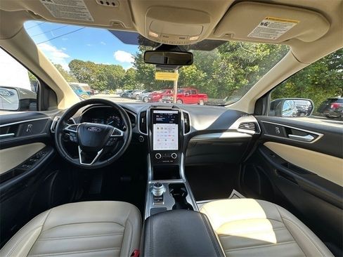 Certified 2022 Ford Edge SEL w/ Convenience Package image 14