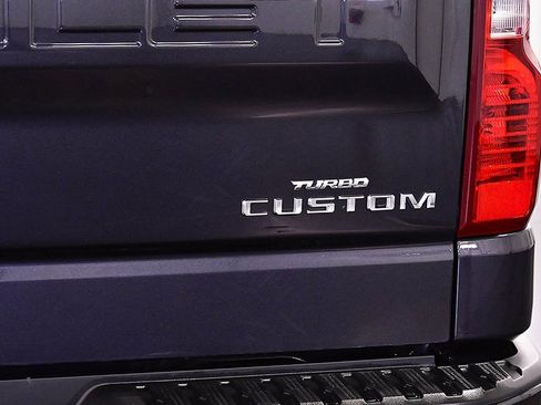 Used 2022 Chevrolet Silverado 1500 Custom image 13