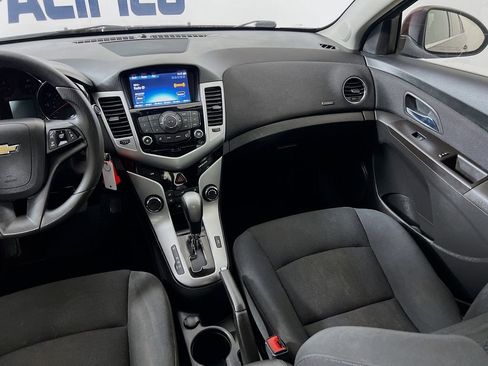 Used 2015 Chevrolet Cruze LT FWD image 22
