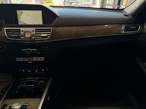Used 2014 Mercedes-Benz E 350 Sport image 29