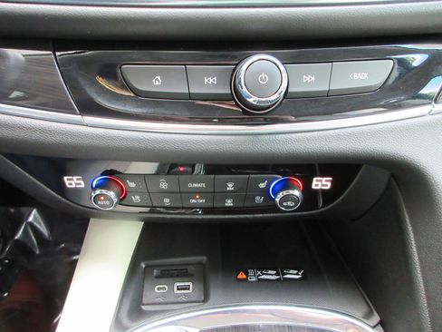 Used 2023 Buick Enclave Premium w/ Experience Buick Package AWD/4WD image 46