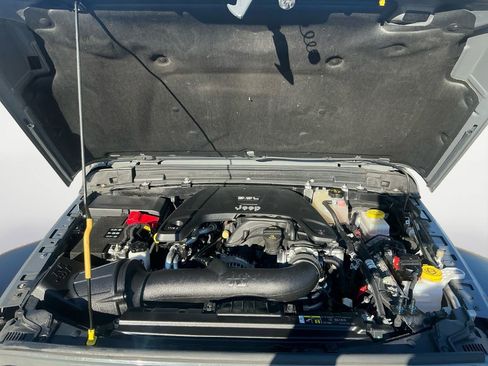 Used 2020 Jeep Wrangler Sport image 18