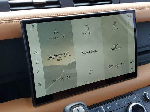 Used 2023 Land Rover Defender 110 V8 image 24