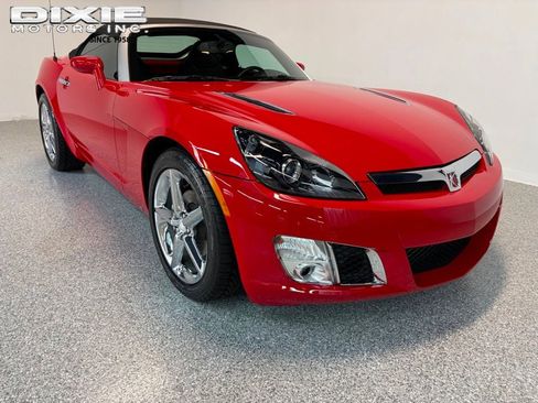 Used 2007 Saturn Sky Red Line RWD image 1