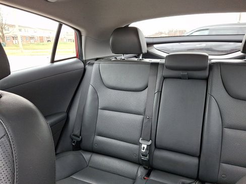 Used 2020 Hyundai Ioniq Limited image 18