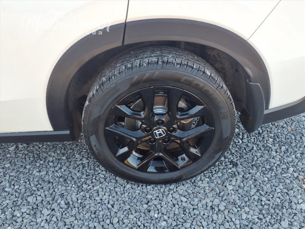 Used 2025 Honda HR-V Sport image 11