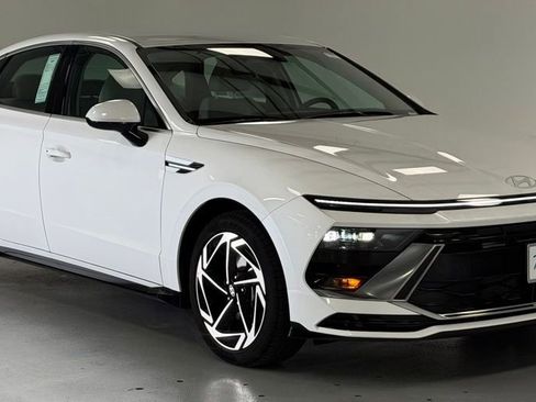 New 2026 Hyundai Sonata SEL FWD image 5