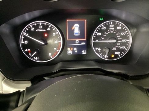 Used 2025 Subaru Outback Premium w/ Popular Package #1A AWD/4WD image 29