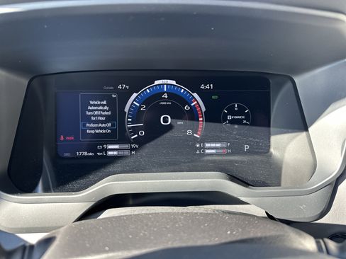 Used 2025 Toyota Tundra Platinum image 16