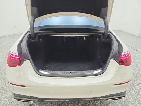 Used 2023 Mercedes-Benz S 580 4MATIC Sedan image 18