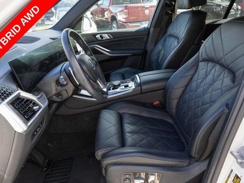Used 2024 BMW X5 xDrive50e AWD/4WD image 11