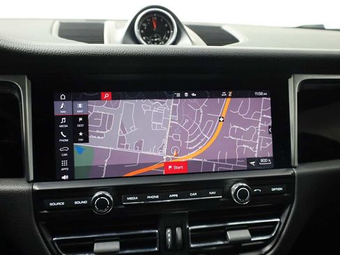 Certified 2020 Porsche Macan S image 33