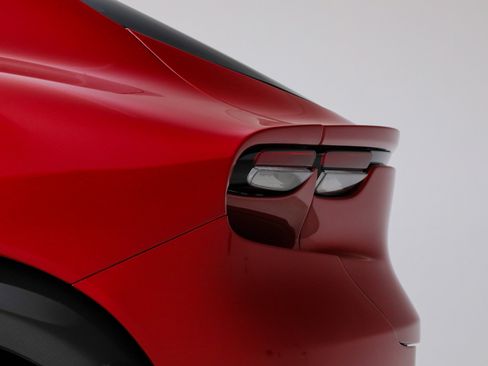 Certified 2024 Ferrari Purosangue AWD/4WD image 20