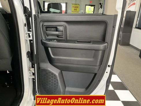 Used 2016 RAM 1500 Express AWD/4WD image 30